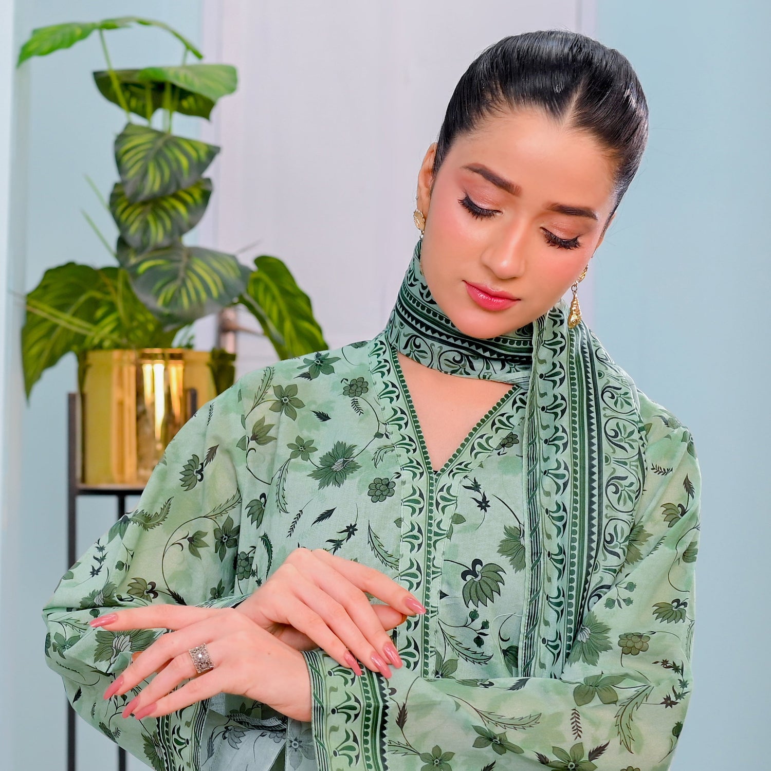 LAWN VOL 6 WARDA COLLECTION