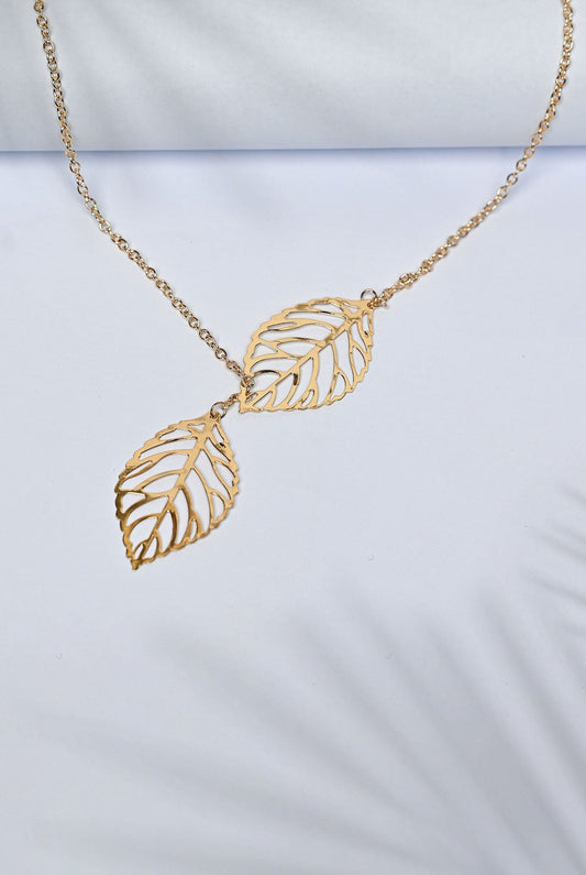 Gold Leaf Pendant Necklace