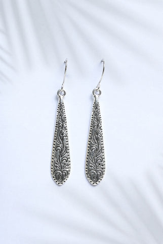 Bajoran shoulder brush silver earrings